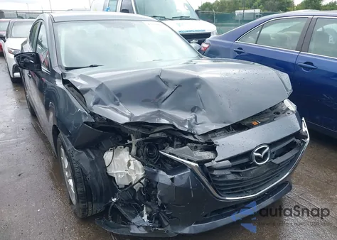 2016 Mazda 3 Sport из США, поврежденный, VIN 3MZBM1U70GM326945